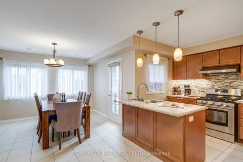 Photo 15 at 187 Hawkview Boulevard, Vellore Village, Vaughan