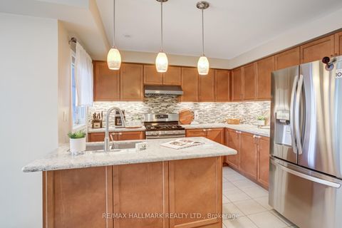 Photo 18 at 187 Hawkview Boulevard, Vellore Village, Vaughan