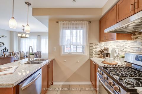 Photo 20 at 187 Hawkview Boulevard, Vellore Village, Vaughan