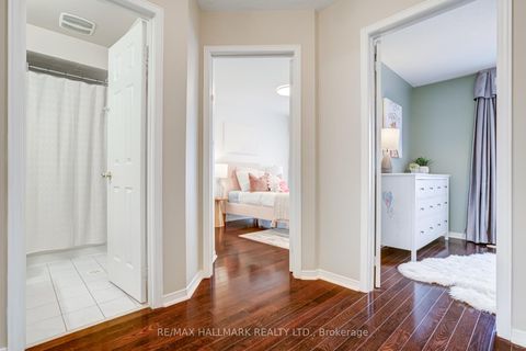 Photo 27 at 187 Hawkview Boulevard, Vellore Village, Vaughan