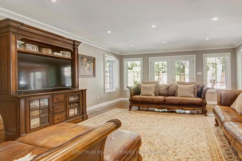 Photo 7 at 172 Charmaine Road, Islington Woods, Vaughan