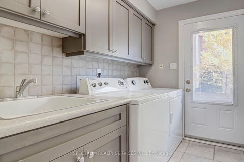 Photo 19 at 172 Charmaine Road, Islington Woods, Vaughan