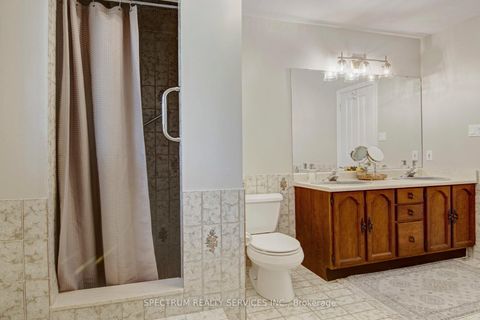 Photo 25 at 172 Charmaine Road, Islington Woods, Vaughan