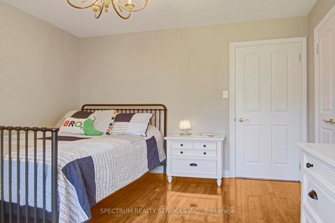 Photo 27 at 172 Charmaine Road, Islington Woods, Vaughan