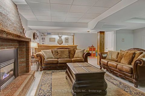 Photo 38 at 172 Charmaine Road, Islington Woods, Vaughan