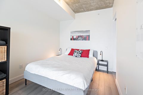 Photo 7 at 816 - 629 King Street W, Waterfront Communities C1, Toronto