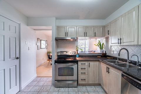 Photo 13 at 305 - 3835 Lake Shore Boulevard W, Long Branch, Toronto