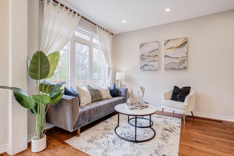 Photo 13 at 76 Cabernet Road, Patterson, Vaughan