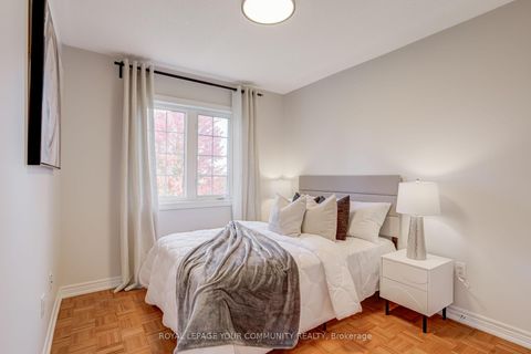 Photo 36 at 76 Cabernet Road, Patterson, Vaughan