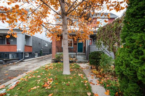 Photo 4 at 157 Blackthorn Avenue, Pellam Park, Toronto