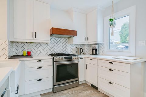 Photo 17 at 157 Blackthorn Avenue, Pellam Park, Toronto