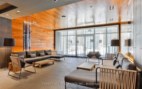 Photo 15 at 318 - 199 Richmond Street W, Waterfront Communities C1, Toronto