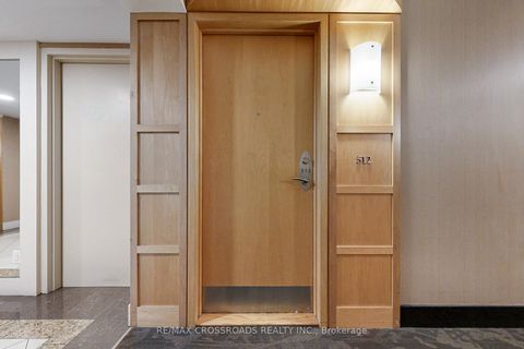 Photo 4 at 512 - 8 Mondeo Drive, Dorset Park, Toronto