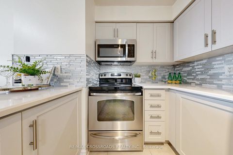 Photo 9 at 512 - 8 Mondeo Drive, Dorset Park, Toronto