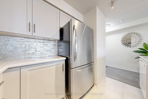 Photo 10 at 512 - 8 Mondeo Drive, Dorset Park, Toronto