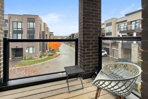 Photo 10 at 3076 Cascade Common, JM Joshua Meadows, Oakville