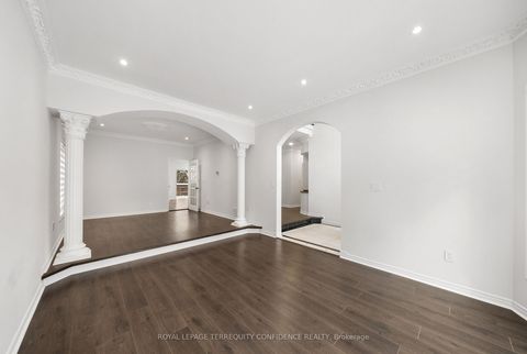 Photo 3 at 366 Hounslow Avenue, Willowdale West, Toronto