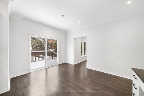 Photo 9 at 366 Hounslow Avenue, Willowdale West, Toronto