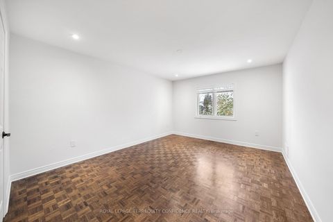 Photo 29 at 366 Hounslow Avenue, Willowdale West, Toronto