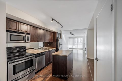 Photo 2 at 312 - 1040 The Queensway, City Centre West, Toronto