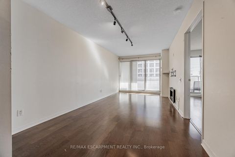 Photo 3 at 312 - 1040 The Queensway, City Centre West, Toronto