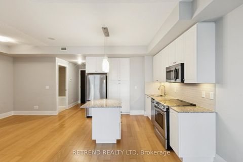 Photo 11 at 1312 - 70 Roehampton Avenue, Mount Pleasant West, Toronto