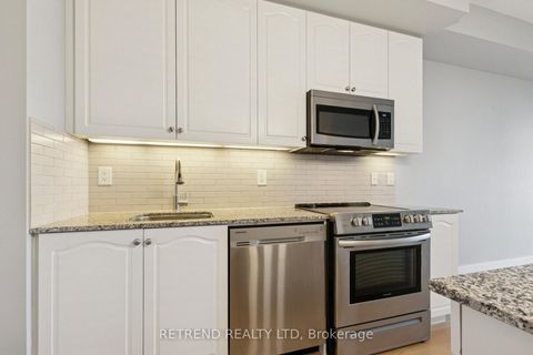Photo 20 at 1312 - 70 Roehampton Avenue, Mount Pleasant West, Toronto
