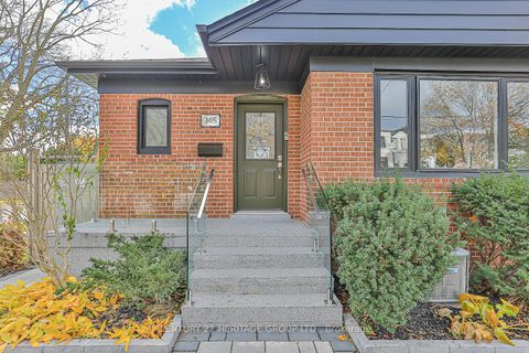 Photo 1 at 305 Connaught Avenue, Newtonbrook West, Toronto