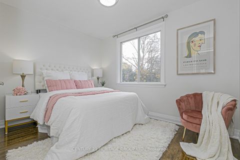 Photo 24 at 305 Connaught Avenue, Newtonbrook West, Toronto