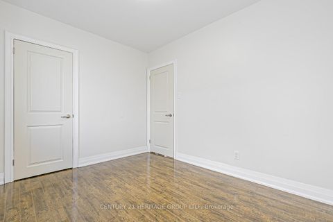 Photo 25 at 305 Connaught Avenue, Newtonbrook West, Toronto