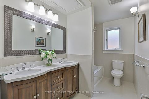 Photo 26 at 305 Connaught Avenue, Newtonbrook West, Toronto