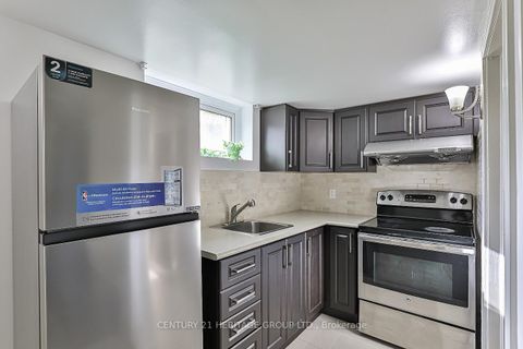 Photo 43 at 305 Connaught Avenue, Newtonbrook West, Toronto