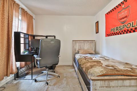 Photo 14 at 72 Addison Street, North Richvale, Richmond Hill