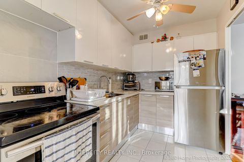 Photo 10 at 314 - 24 Four Winds Drive, York University Heights, Toronto