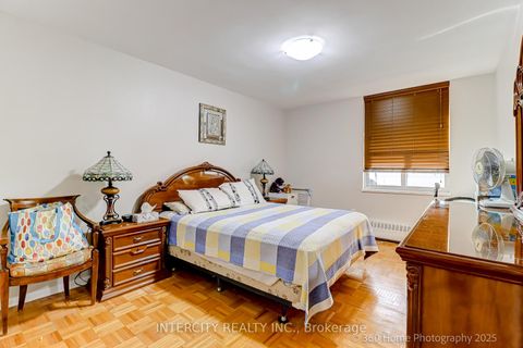 Photo 11 at 314 - 24 Four Winds Drive, York University Heights, Toronto