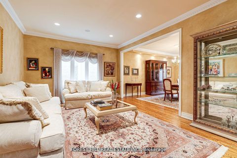 Photo 7 at 66 Sanibel Crescent, Uplands, Vaughan