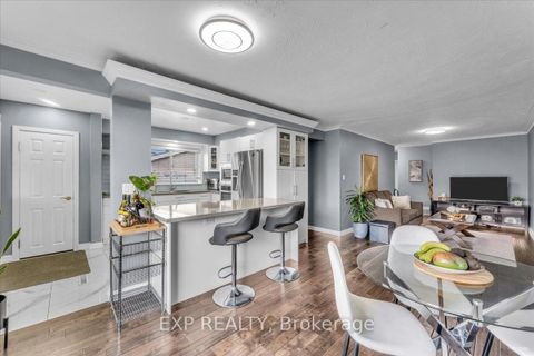 Photo 12 at 21 Kanarick Crescent, Jane Heights, Toronto