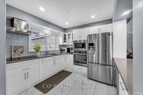 Photo 15 at 21 Kanarick Crescent, Jane Heights, Toronto