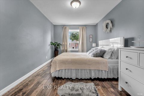 Photo 18 at 21 Kanarick Crescent, Jane Heights, Toronto