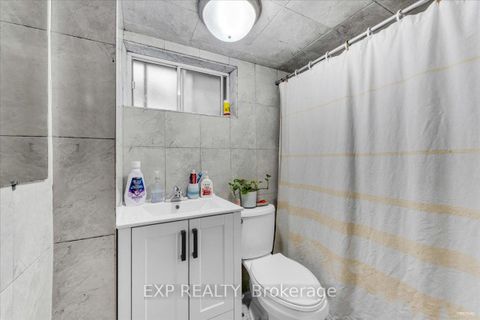 Photo 36 at 21 Kanarick Crescent, Jane Heights, Toronto