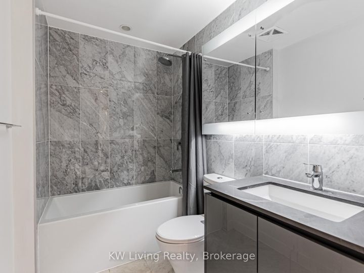 Photo 4 at 2806 - 115 McMahon Drive, Bayview Village, Toronto
