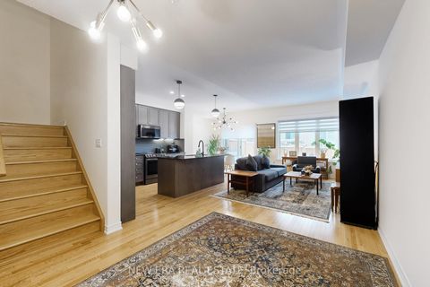 Photo 14 at 89 Thornapple Lane, Oak Ridges Lake Wilcox, Richmond Hill