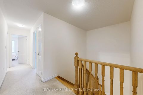 Photo 16 at 89 Thornapple Lane, Oak Ridges Lake Wilcox, Richmond Hill