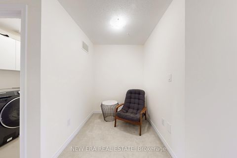 Photo 17 at 89 Thornapple Lane, Oak Ridges Lake Wilcox, Richmond Hill