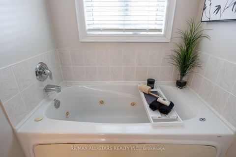 Photo 32 at 114 Six Point Road, City Centre West, Toronto