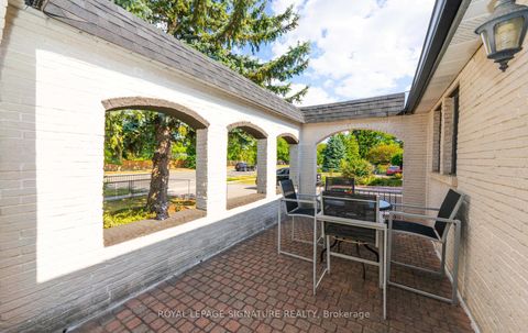 Photo 2 at 2098 Pharmacy Avenue, L'Amoreaux, Toronto