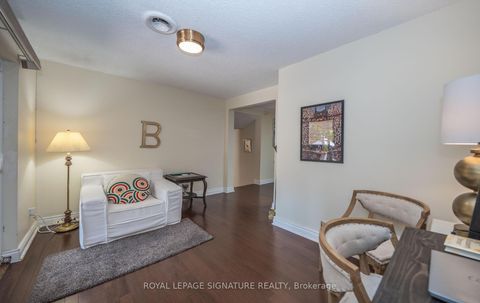 Photo 9 at 2098 Pharmacy Avenue, L'Amoreaux, Toronto