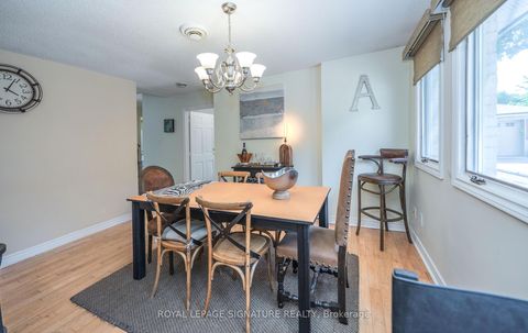 Photo 14 at 2098 Pharmacy Avenue, L'Amoreaux, Toronto