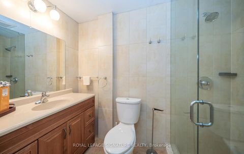 Photo 17 at 2098 Pharmacy Avenue, L'Amoreaux, Toronto