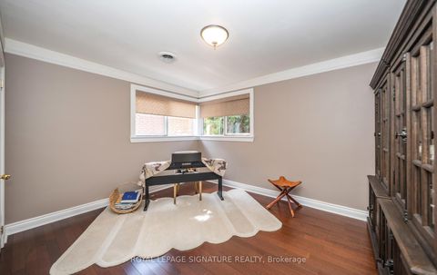 Photo 20 at 2098 Pharmacy Avenue, L'Amoreaux, Toronto